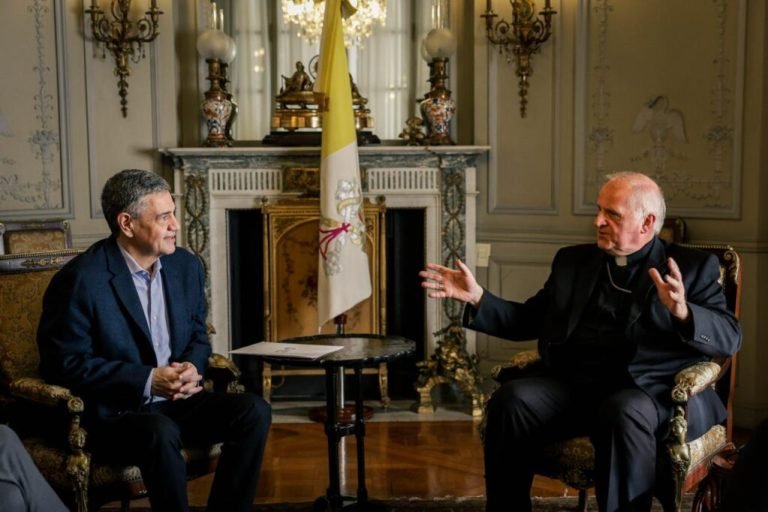 Jorge Macri se reunió con el nuevo nuncio apostólico y anticipó preparativos por la visita del papa León XIV