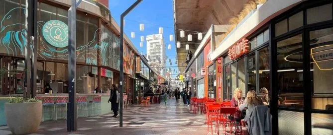 Proponen instalar la Pagoda China frente al Barrio Chino y declararla parte del Patrimonio Cultural porteño